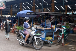 Grilled banana stall in Mae Sot