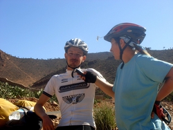 Friedel interviewing a fellow cyclist