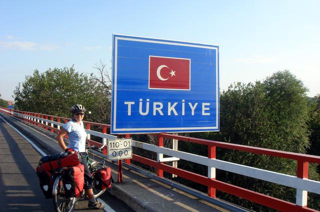 Cycling into Turkey